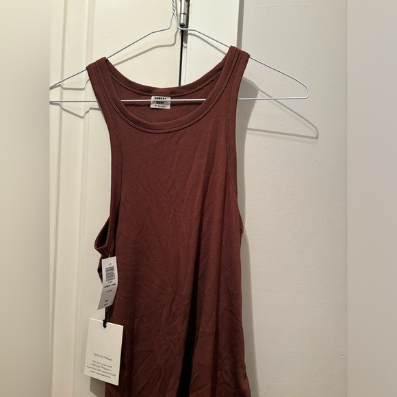 Honor tank new with tags - Picture 1 of 2